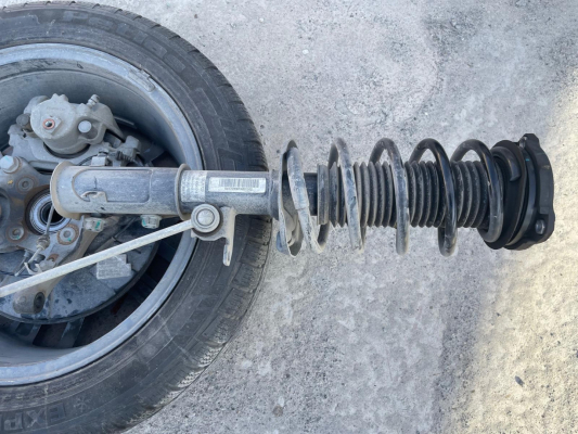 MG HS Modeli İçin Kaliteli Oto Çıkma Taşıyıcı Parçaları