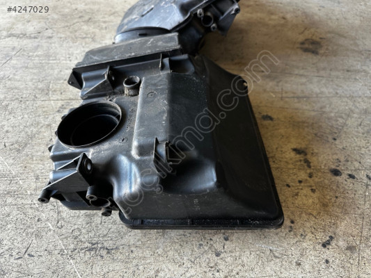 Laguna1- megane1 çıkma orjinal mais hava filtre kazanı