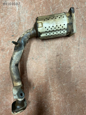 peugeot 207   -  1.4 OTOMATİK BENZİNLİ  KATALİZÖR