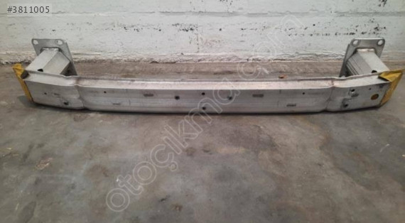 Peugeot 308 ön tampon demiri orijinal sökme 9817490980