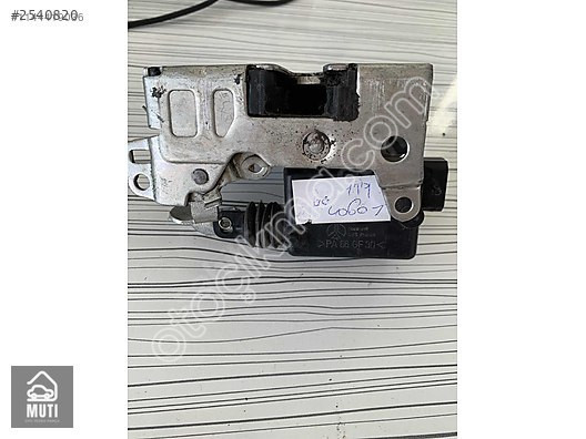 Logan ön kapı kilidi- pa66gf30