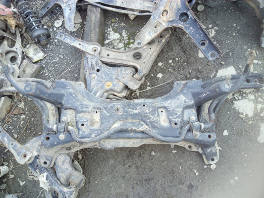 Toyota yaris travers