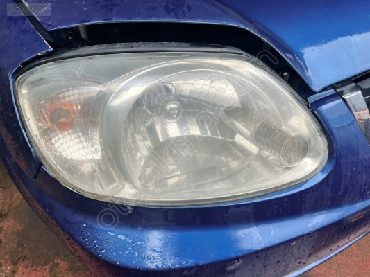 Hyundai Accent Sağ Far