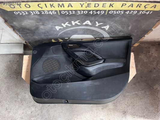 Peugeot 208 Sağ ön Kapı Döşemesi Orjinal Çıkma