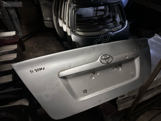 TOYOTA COROLLA SEDAN BAGAJ KAPAĞI 2002-2007 ÇIKMA ORİJİNAL