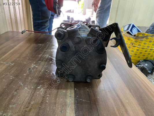 RENAULT 25 KLİMA KOMPRESÖRÜ ORJİNAL ÇIKMA TEMİZ ÜRÜN