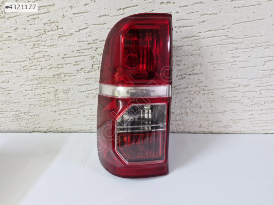 TOYOTA HİLUX SOL ARKA STOP LAMBASI DUYLU SIFIR 2012-2014