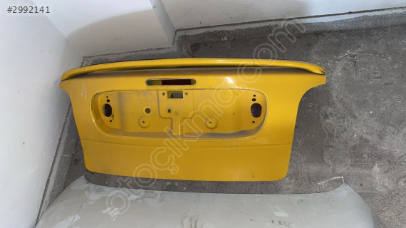 Megane 1 Coupe çıkma bağaj kapağı