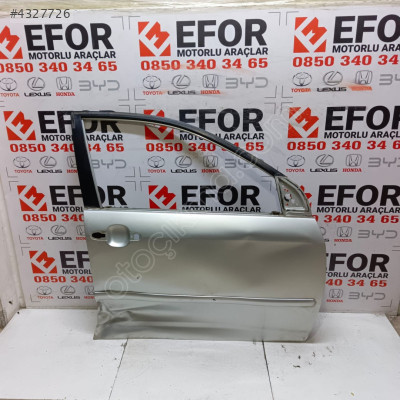 TOYOTA COROLLA SAĞ ÖN KAPI ÇIKMA ORİJİNAL PARÇA