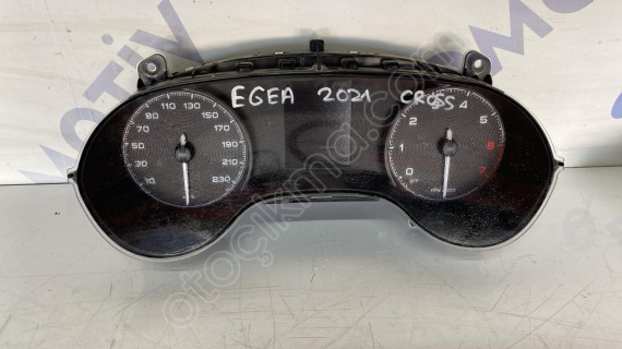 fiat egea cross 2021 1.4 gösterge/km saati (son fiyat)