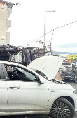 FİAT EGEA SAĞ ÖN KAPI KONUK OTO