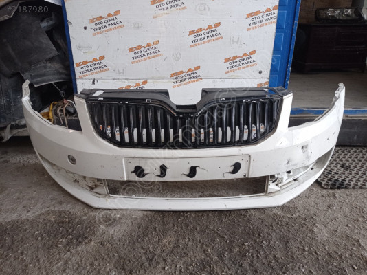 Skoda Octavia Çıkma Ön Tampon 2013-2016