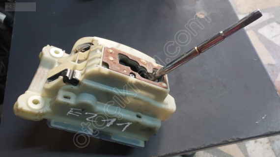 Çıkma Mercedes 211 Kasa Vites Mekanizması