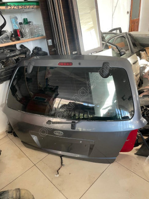 Kia Sorento arka bagaj kapağı orijinal temiz