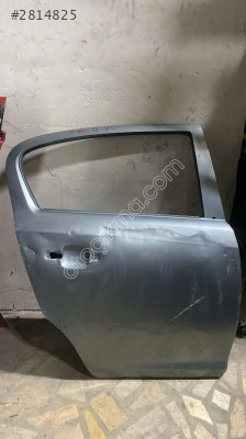 Opel Corsa D Sağ Arka Kapı.