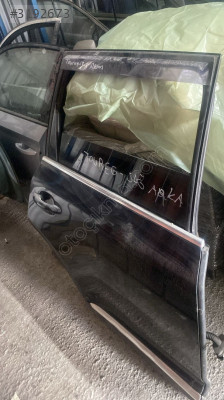VW TOUAREG SAĞ ARKA KAPI ORJİNAL OTO FEDAİ