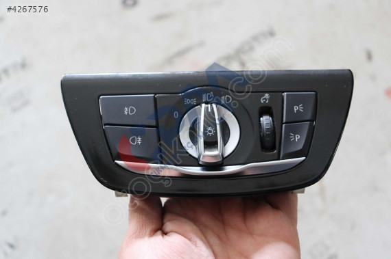 2016 2023 BMW 5 SERİSİ G30 F90 G32 FAR ANAHTARİ 6841883