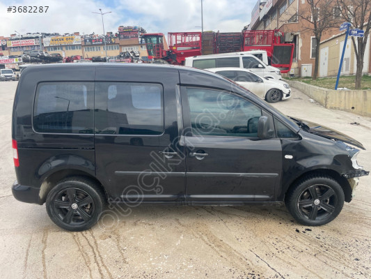 VOLKSWAGEN CADDY ÇIKMA HATASIZ DOLU SAĞ ÖN KAPI