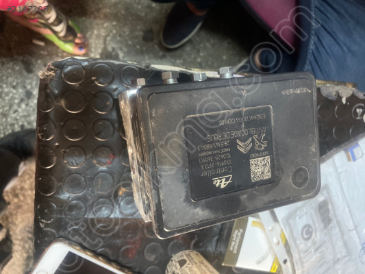 Peugeot 301 Abs beyni 9822654880