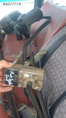 Fiat scudo sağ ön kapı kilidi