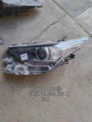 TOYOTA AURİS ORJİNAL MERCEKLİ SOL ÖN FAR AZ HASARLI 2015-2018