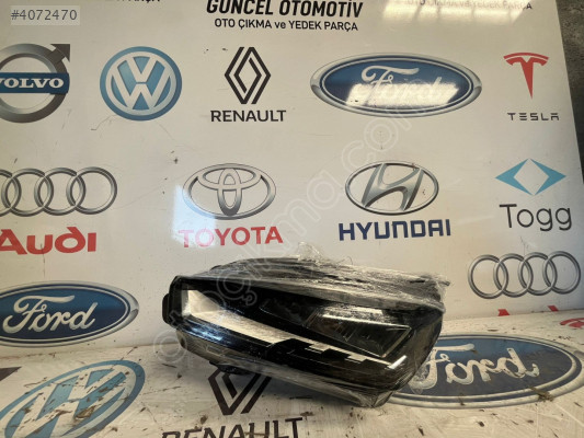 PEUGEOT 3008 SOL ÖN FAR ORJİNAL ÇIKMA.
