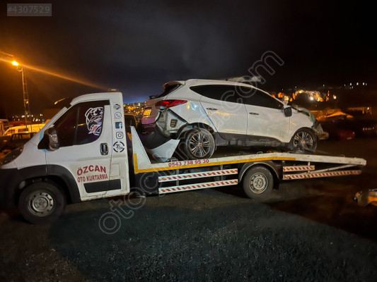 Hyundai İx 35   Sağ ön kapı