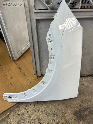 Ford Puma sol ön çamurluk