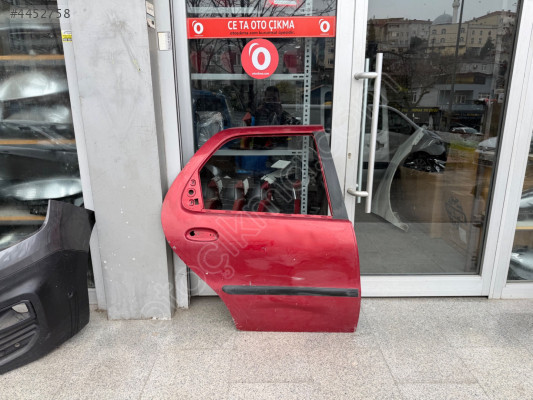 FİAT ALBEA-PALİO SAĞ ARKA KAPI ÇIKMA ORJİNAL