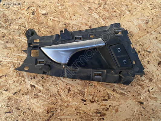 AUDİ A6 İÇ KAPI KOLU KAPI KİLİTLEME AÇMA TUŞU SAĞ 4G0837020A
