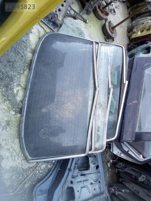 Mercedes w115 kasa arka cam