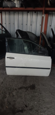 FORD FİESTA SAĞ ÖN KAPI ÇIKMA ORJİNAL DOLU