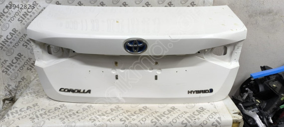 TOYOTA COROLLA 2019 2025 ARKA BAGAJ KAPAĞI ÇIKMA ORJİNAL