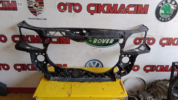Audi A4 ön panel (2005-2008) 8E0805594F