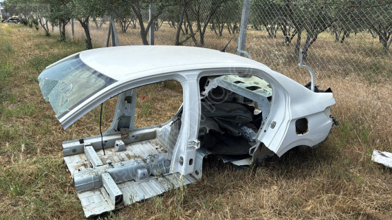 2018 PEJO 301 ÇIKMA ORJİNAL KESME TAVAN