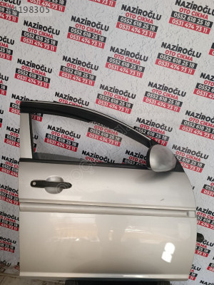 Hyundai Accent Era sağ ön kapı dolu menteşeden sökme