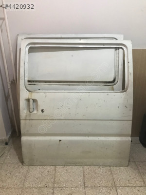 MAZDA E2200 SAĞ SÜRGÜLÜ KAPI ÇIKMA TEMİZ