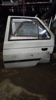 Skoda favorid 1993 sol arka kapı