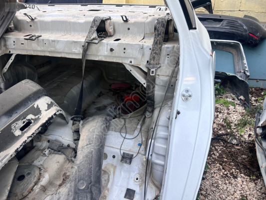 HYUNDAİ ACCENT BLUE ARKA KIÇ BAGAJ HAVUZU KESME ORJ