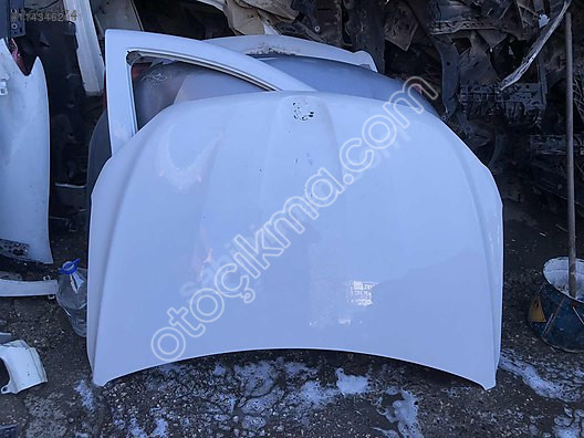2015 Peugeot 301 ön kaput