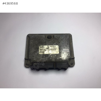 Volkswagen Golf 1.8 Motor Beyni 0261204673 06A906018R