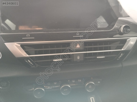 2021 Citroen C4 KALORİFER IZGARALARI