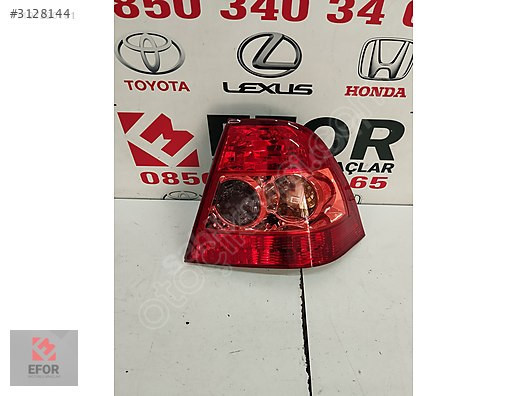 TOYOTA COROLLA SIFIR STOP SAĞ 04-06 OEM NO: 81551-02260