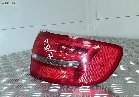 AUDI A3 ÇIKMA ORJİNAL SAĞ - SOL STOP