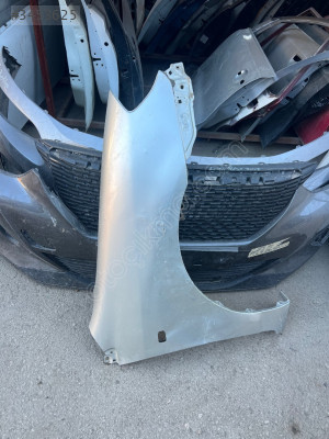 2004 2005 Toyota corolla çıkma orjınal ön sağ çamurluk