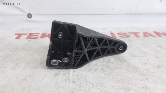Mercedes VİTO 447 BRAKET ÖN PANEL SAĞ A4478801214