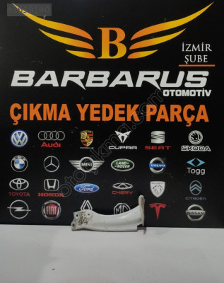 SKODA SUPERB SOL ÖN ÇAMURLUK BRAKETİ 3V0821141