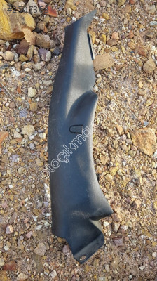 Volkswagen Golf 4 Sağ Arka Yan Plastik yedek parça