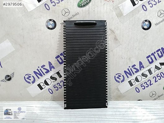 MERCEDES C SERİSİ W204 ORTA KONSOL PERDE A2046807607