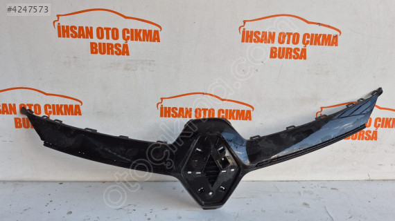 Clio 5-V Ön Panjur Üst Parça 2020- 620786224R